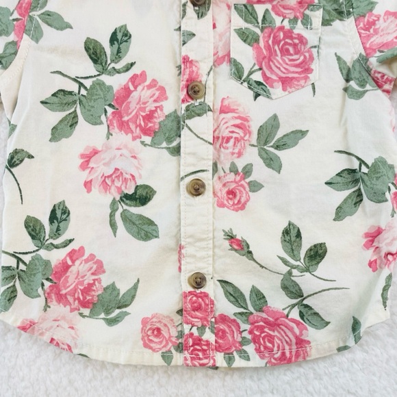 OLD NAVY • Cream/Multi Floral Print Button-Down Short Sleeve Shirt - Picture 5 of 11